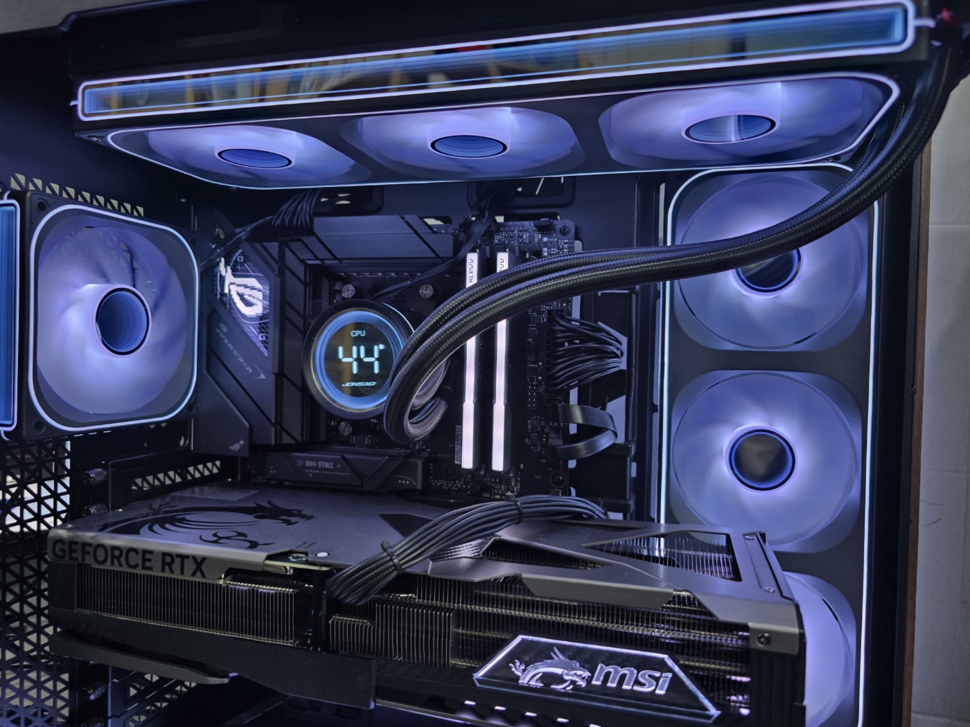 1f429473b192c.jpg