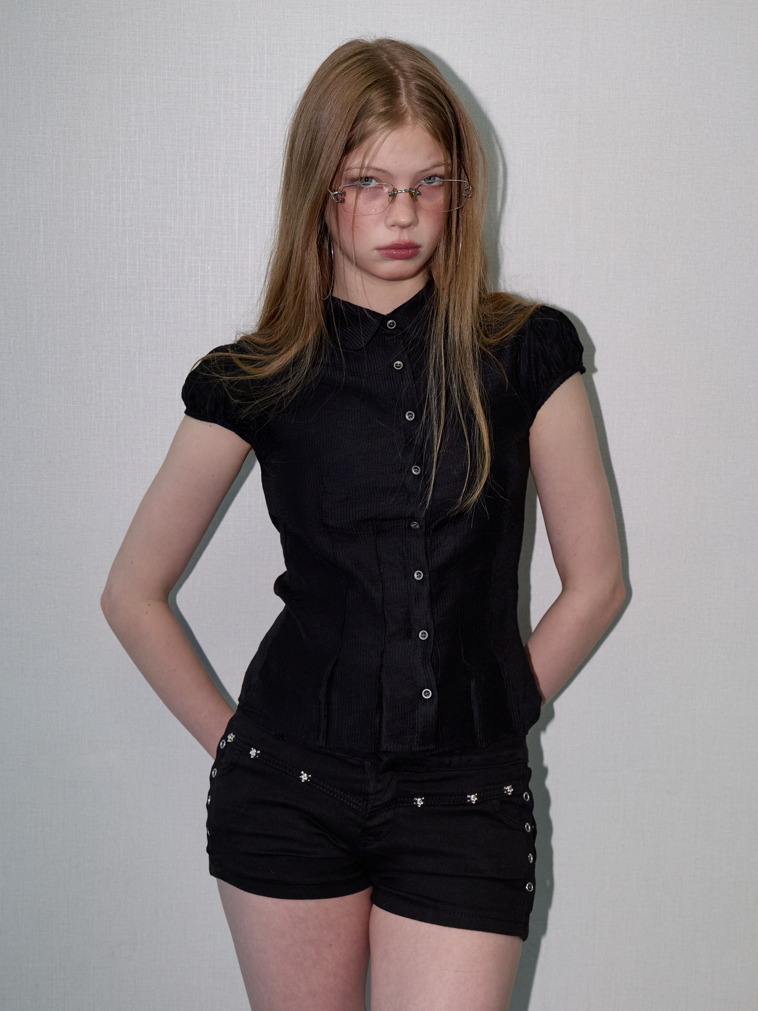 Metal button pleated blouse black