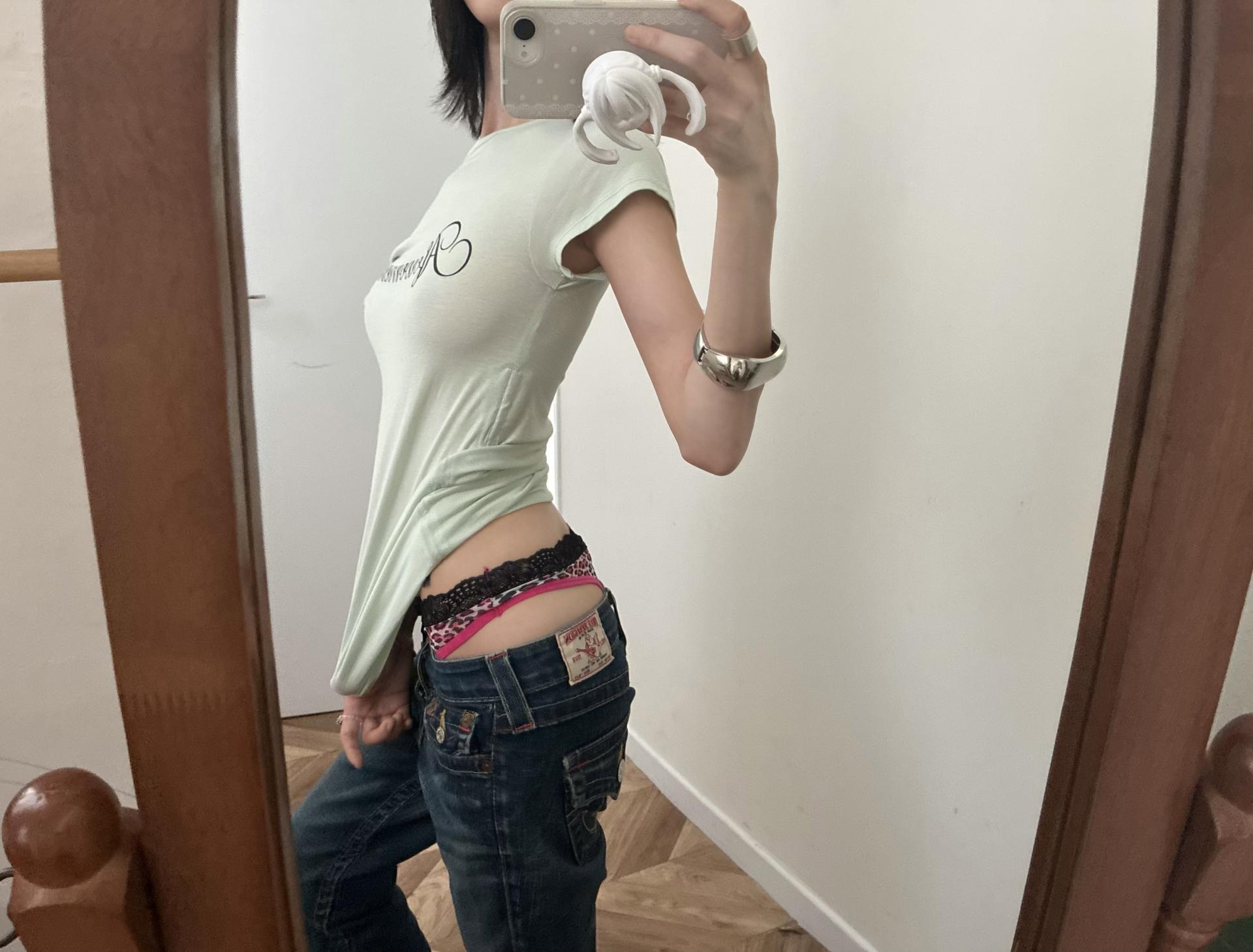 Emblem string tee mint
