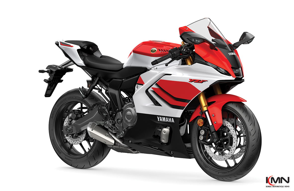 야마하의 헤리티지를 담아 새롭게 출시되는 2026년식 YZF-R7 ABS