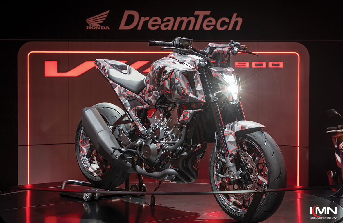 2025 EICMA에서 첫선을 보이며 전 세계의 이목을 집중시킨 혼다 V3R 900 E-컴프레서 프로토타입