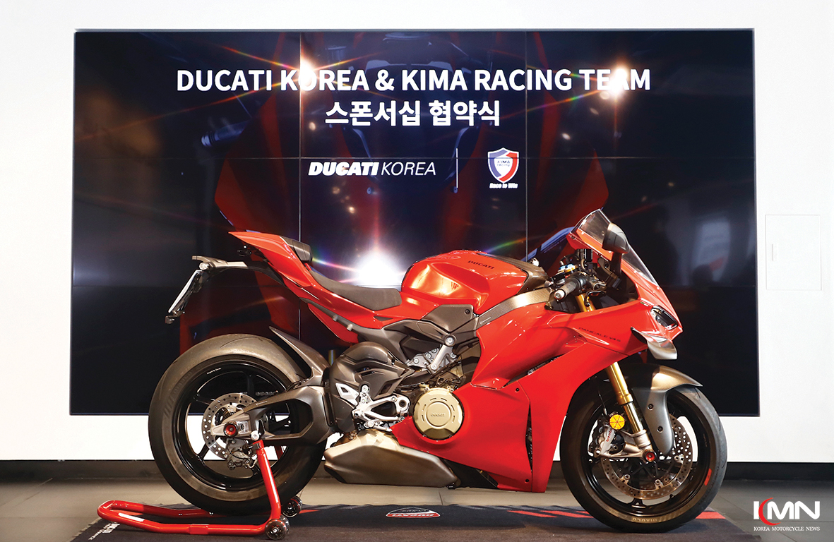 국내 서킷 정복을 예고한 두카티 파니갈레 V4 레이스 머신