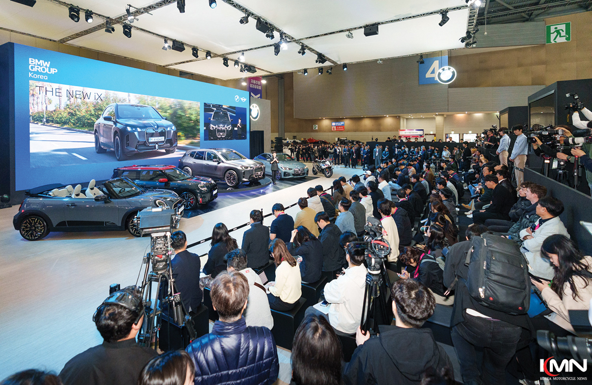 2025 서울모빌리티쇼 현장에 마련된 BMW 모토라드 부스