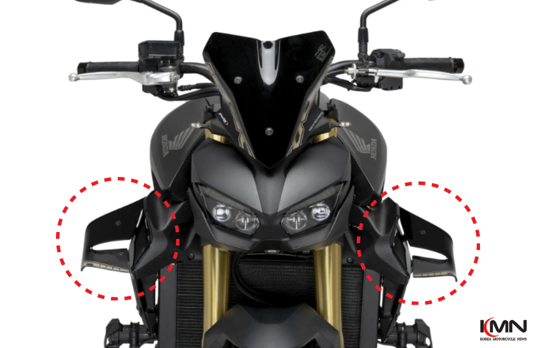 혼다 CB1000 호넷 전용 퓨익 튜닝 파츠 장착 모습