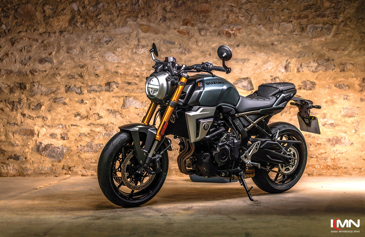 과거의 유산과 현대적 공학 기술을 조화롭게 녹여낸 GSX-8TT