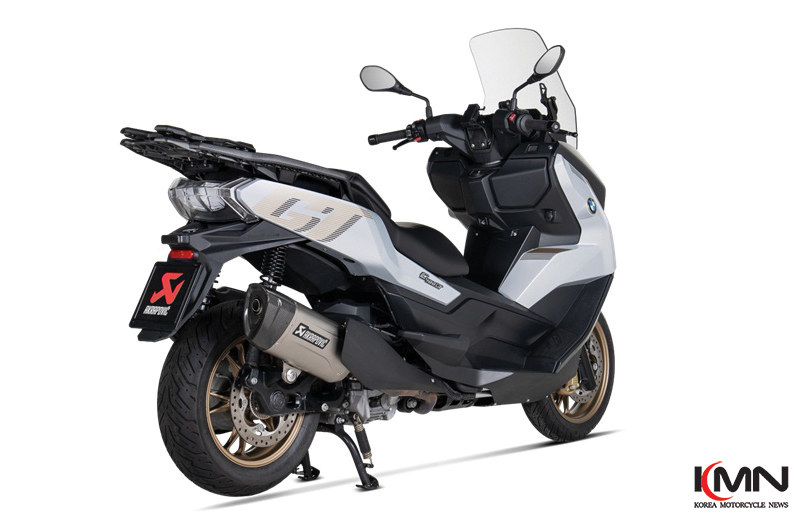 BMW C 400 X 및 GT 전용으로 출시된 아크라포빅 티타늄 슬립온 머플러