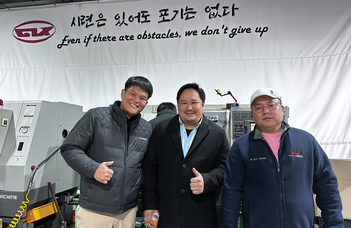 지엘케이가 새롭게 선보인 모터사이클 랜딩기어 플렉스윙