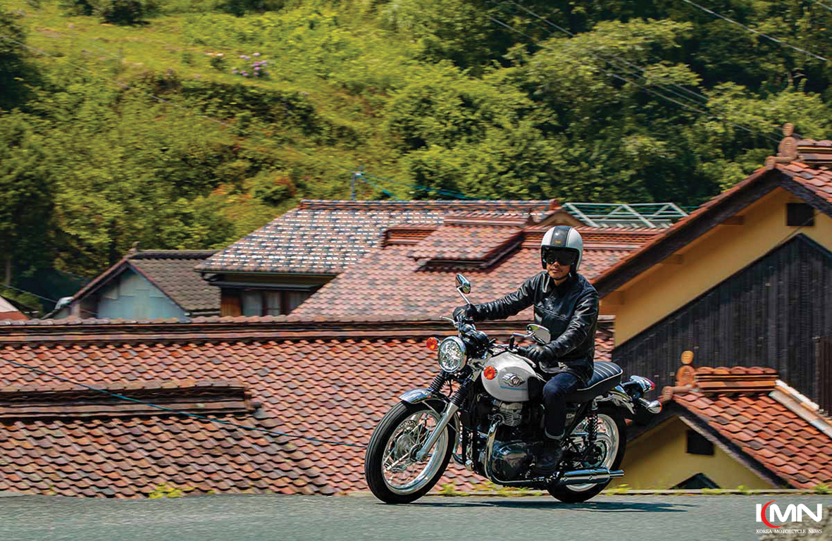 1966년 650-W1의 정통성을 계승하는 가와사키의 대표 네오 클래식 모델, 2026년식 W800