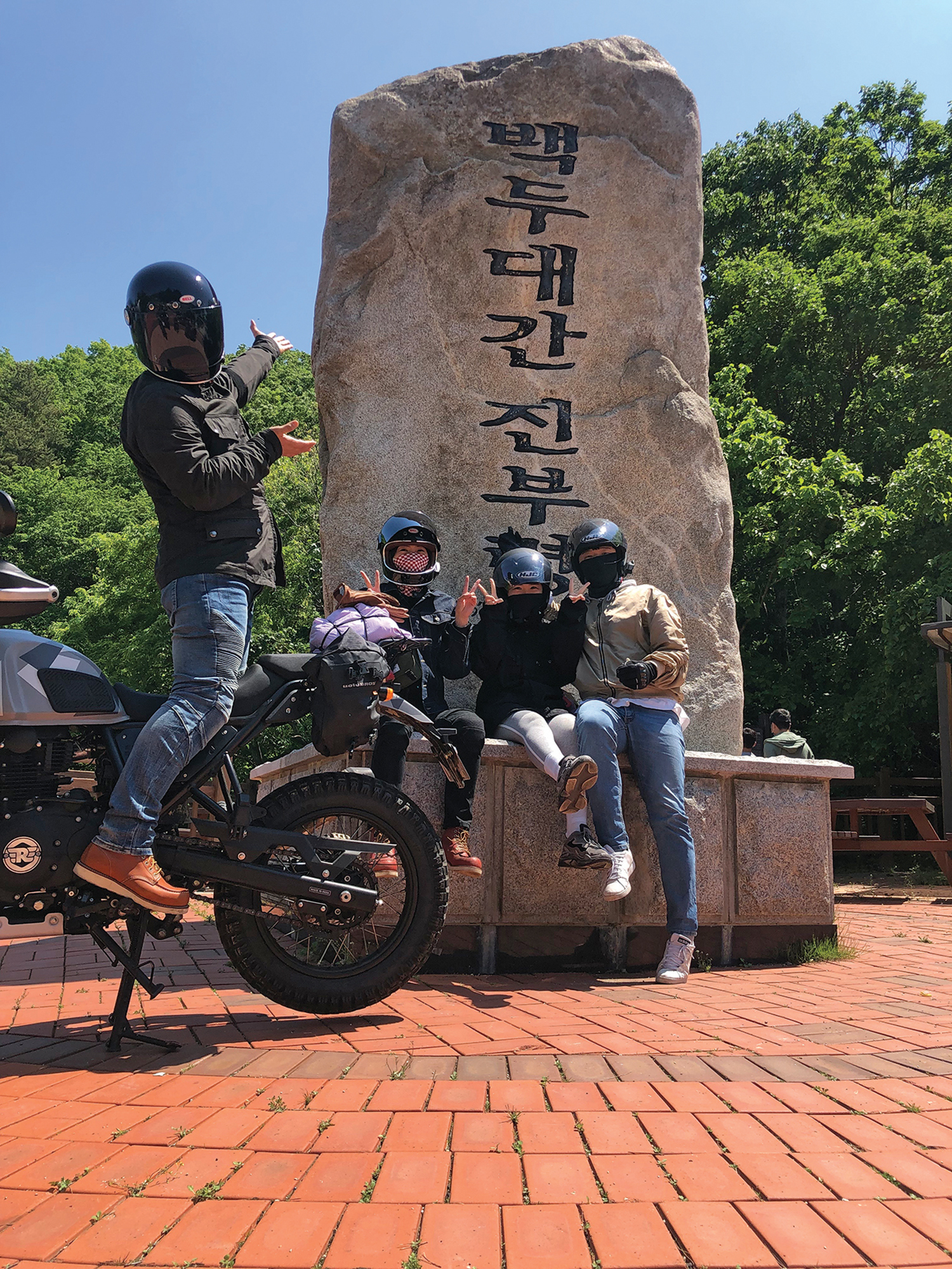 d73753a7fffd8.jpg