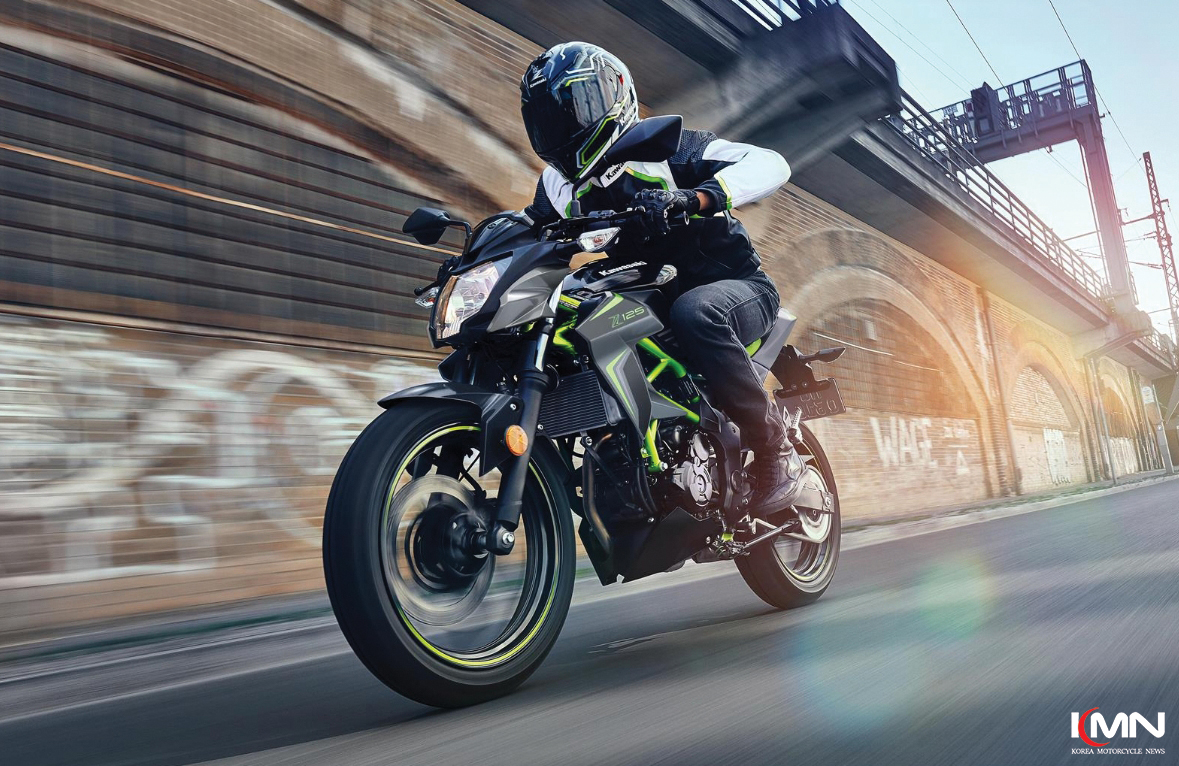 2026년형으로 새롭게 공개된 가와사키의 엔트리 스트리트 파이터 Z125.