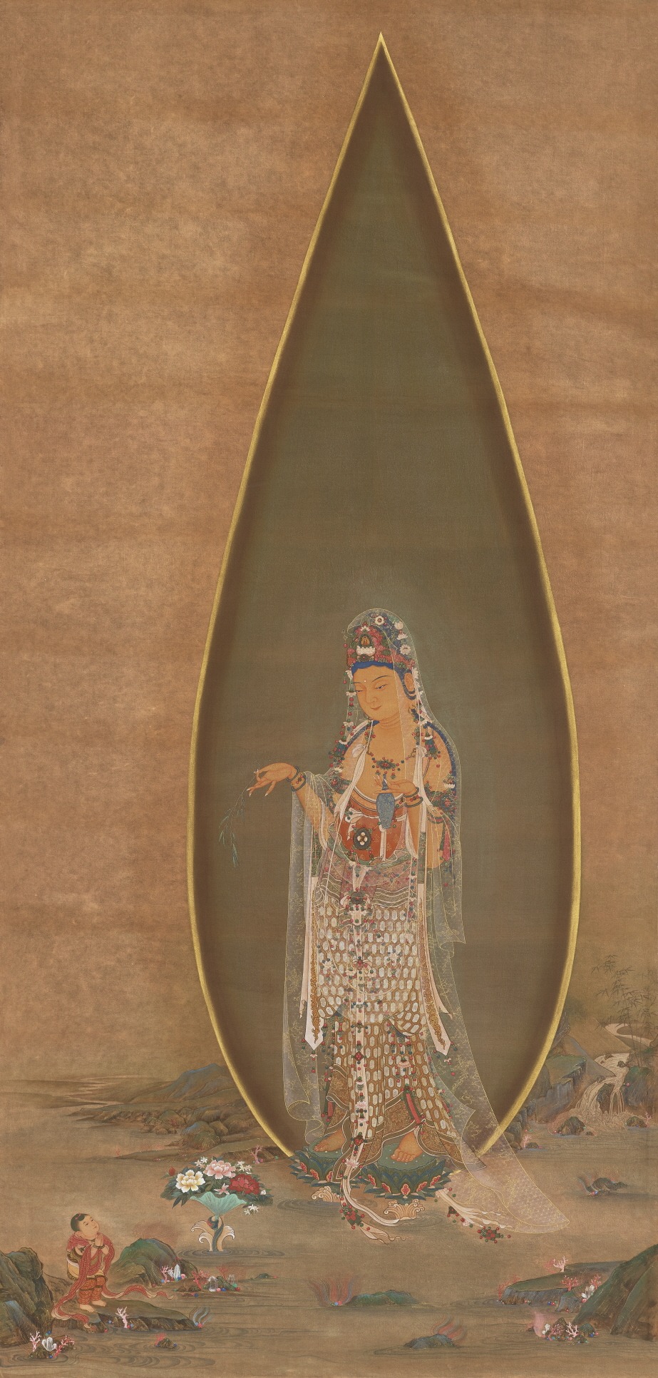 ▲ 현승조_수월관음도水月觀音圖.122X205cm.비단바탕에 석채,금.2019 ⓒ 현승조