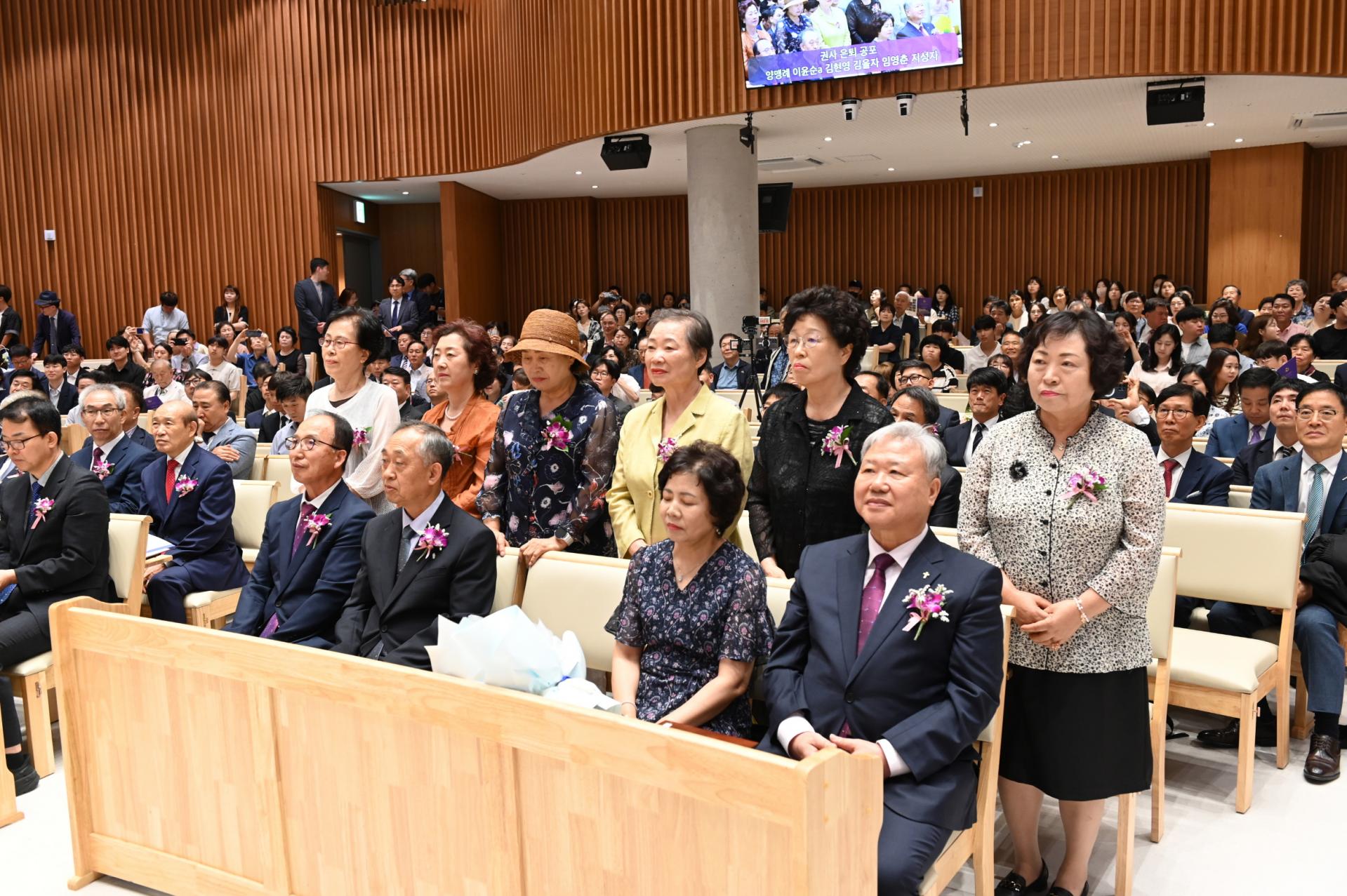 436ade8cebe37.jpg