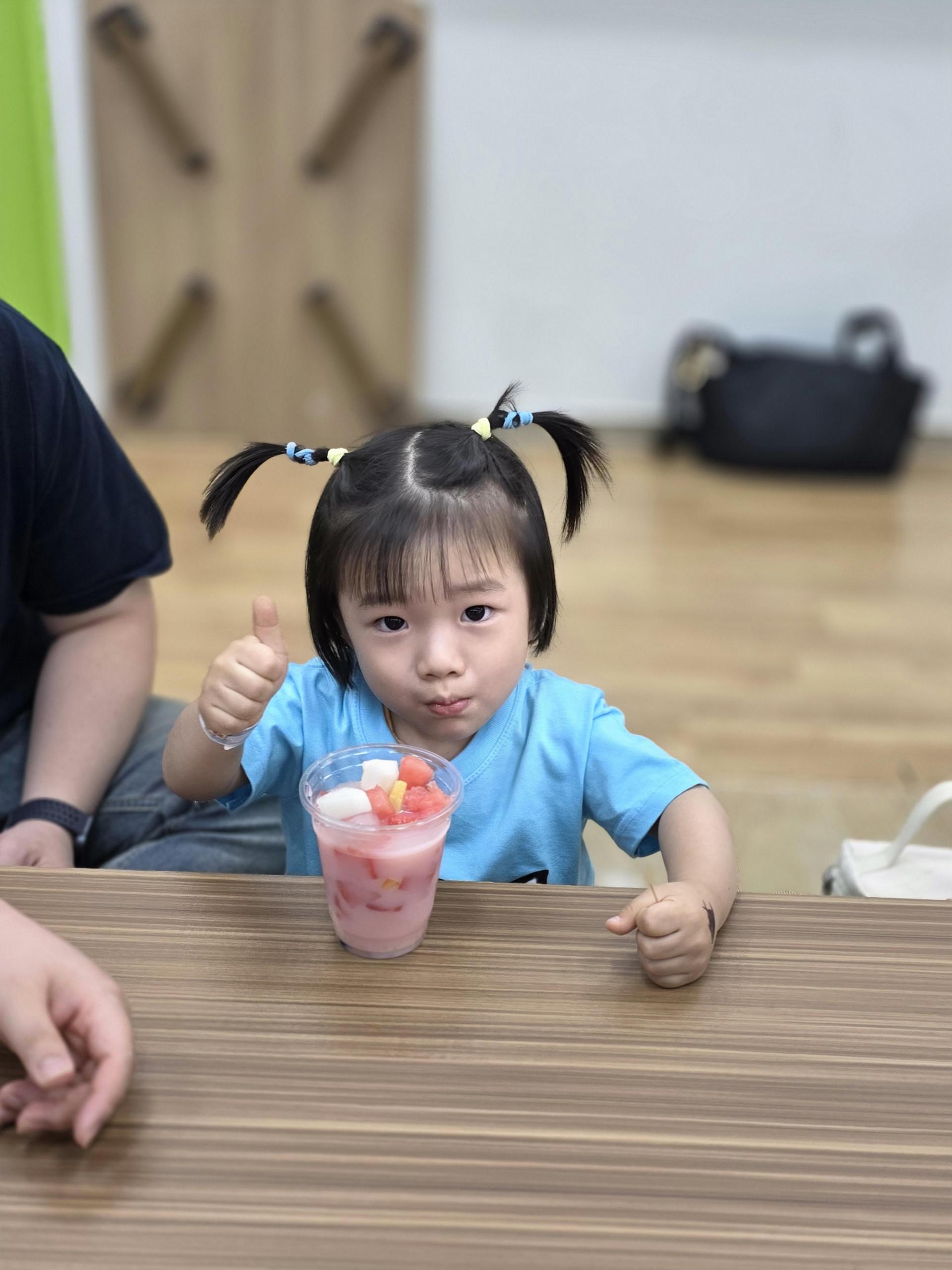 5d07418a2d180.jpg