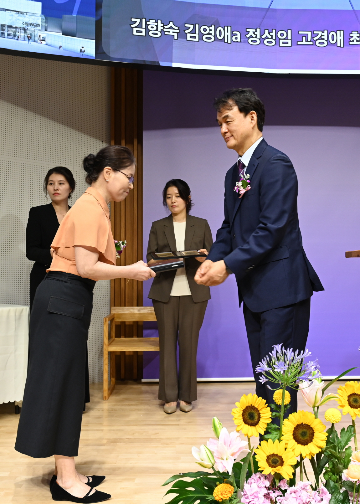 9c38cdf2b62f2.jpg