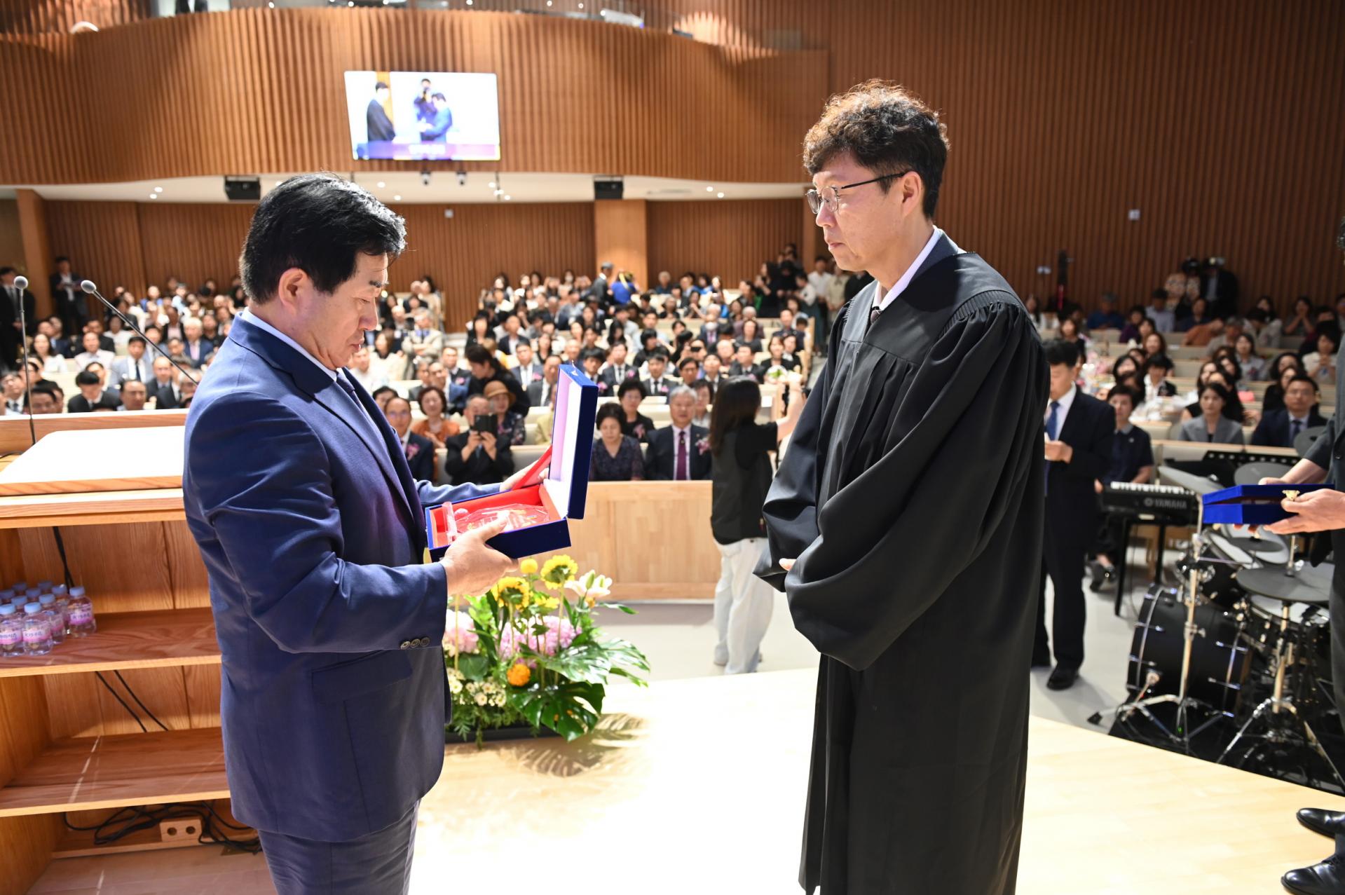 a21fb3a6b6214.jpg