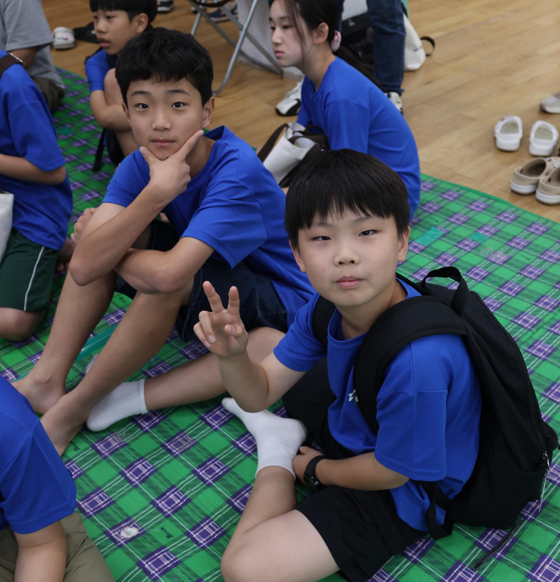 b33684cc10987.jpg