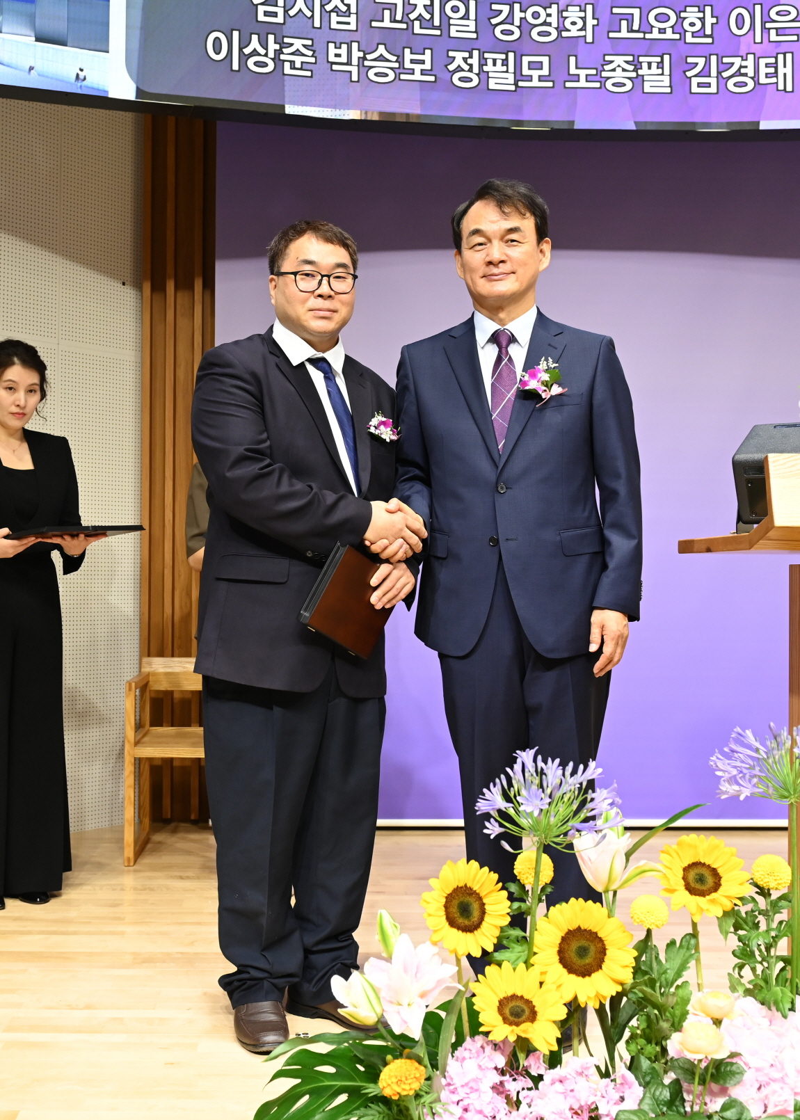 e2a594218ebca.jpg