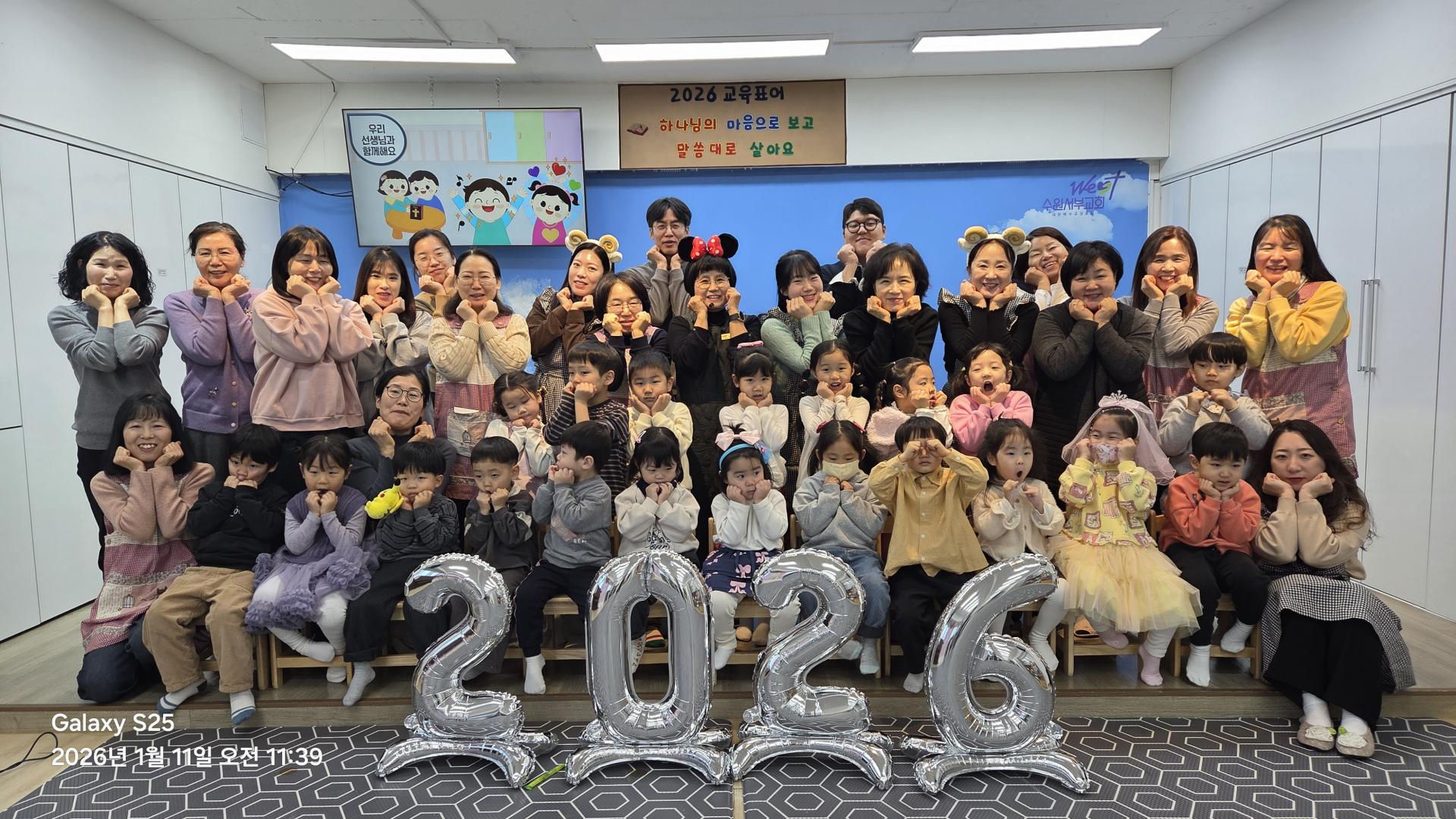 eff14155811ef.jpg