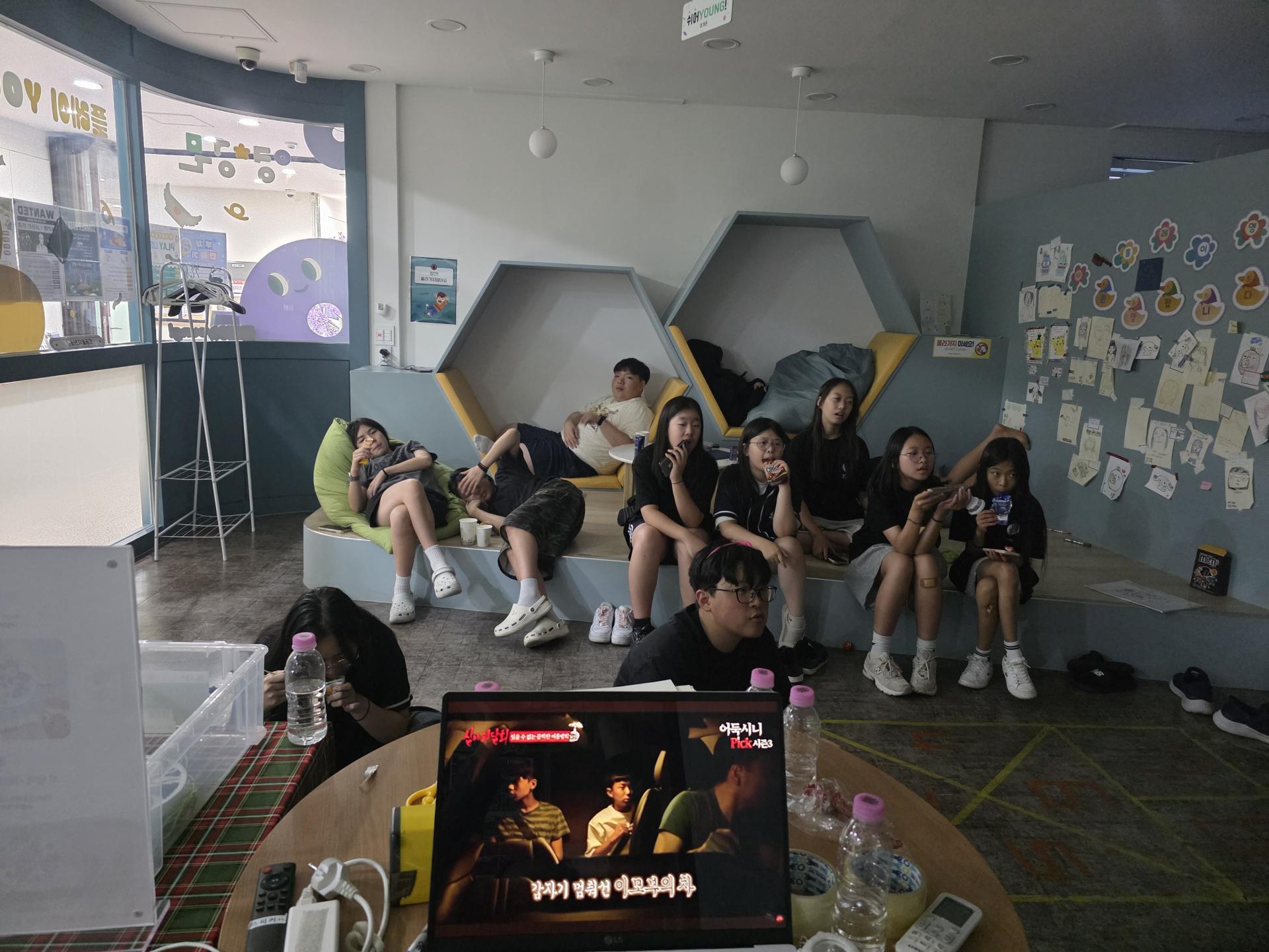 2ca6a68fd3253.jpg