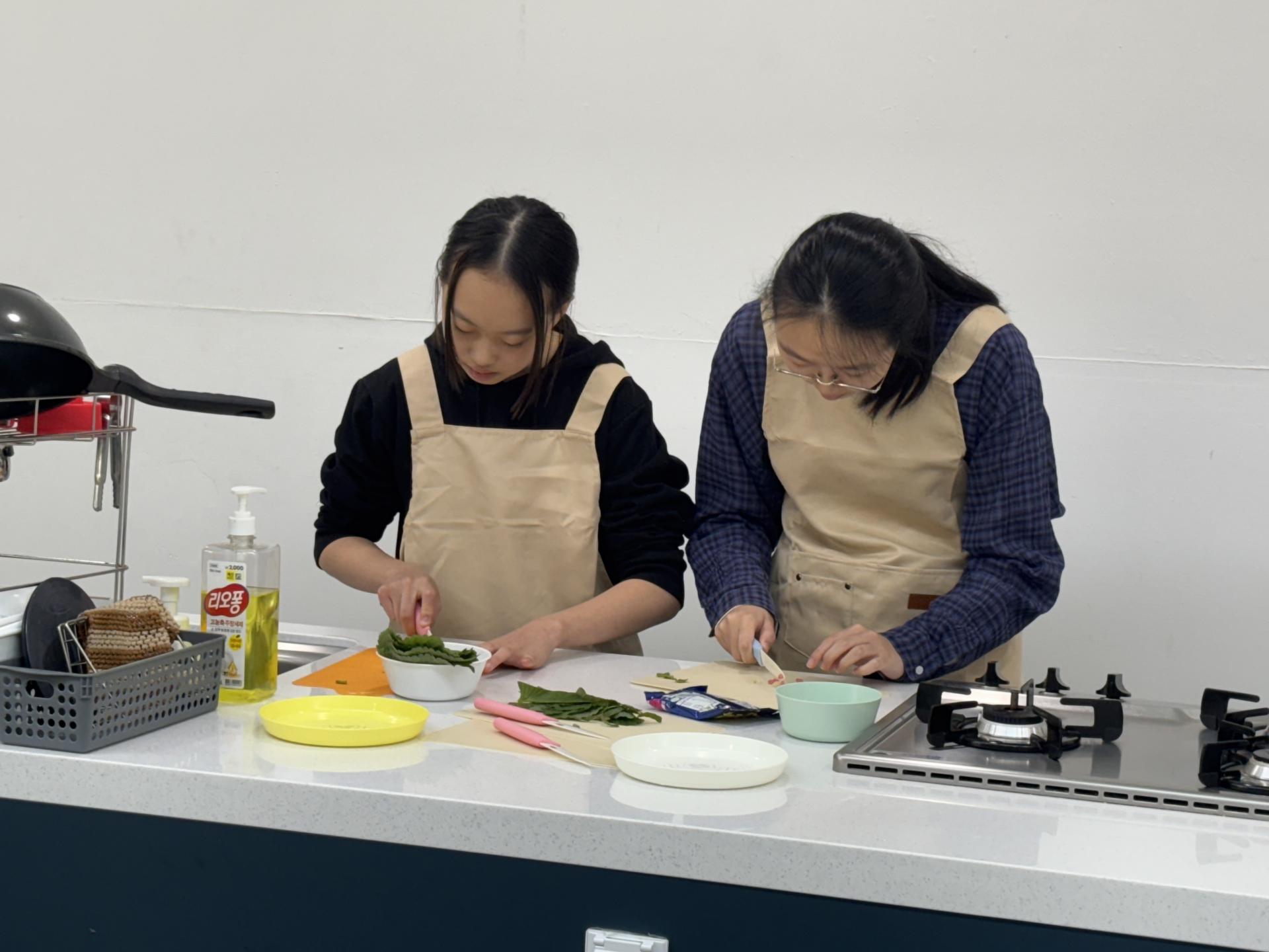a760222e7c430.jpg