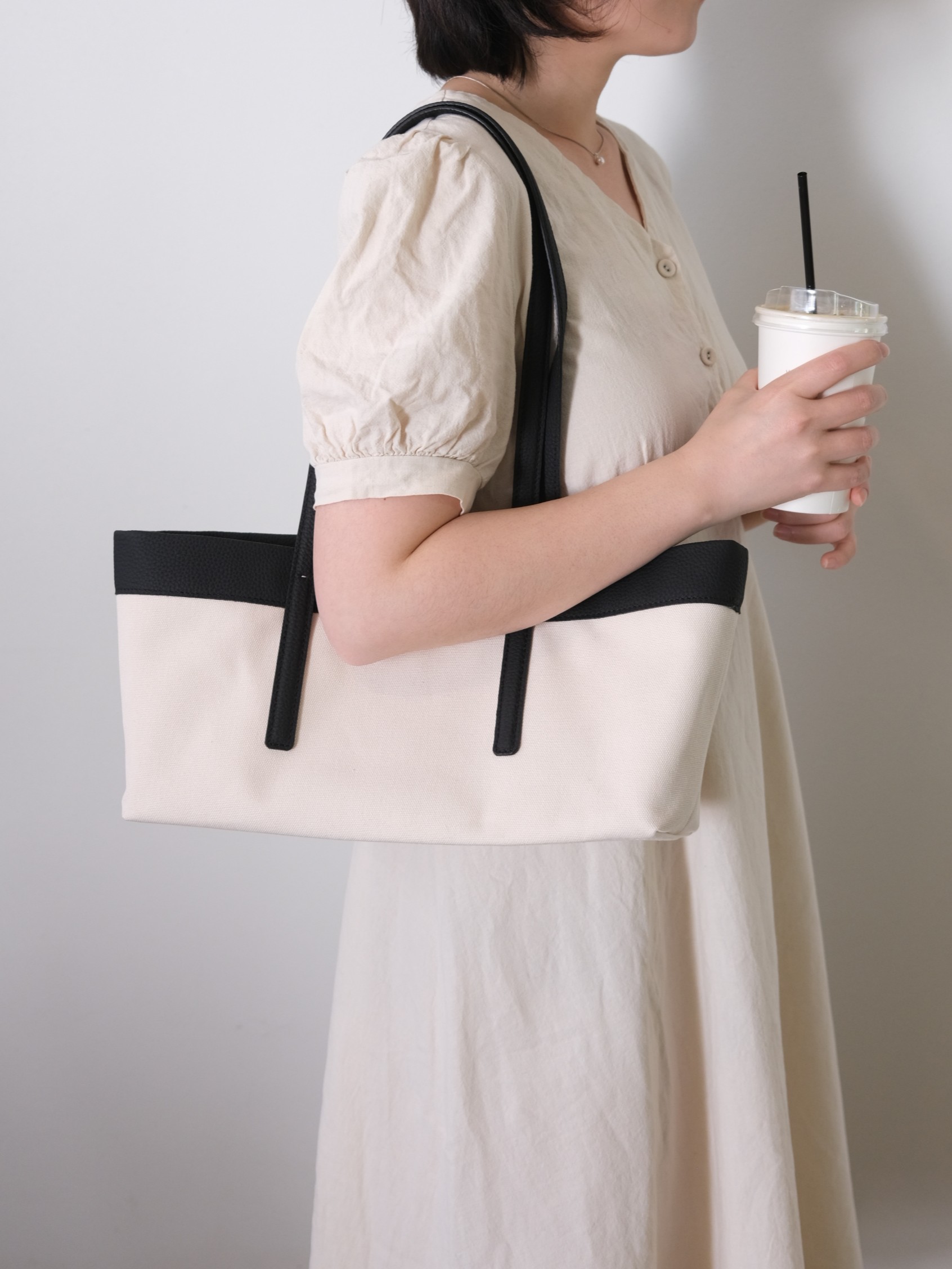 plain bag - black