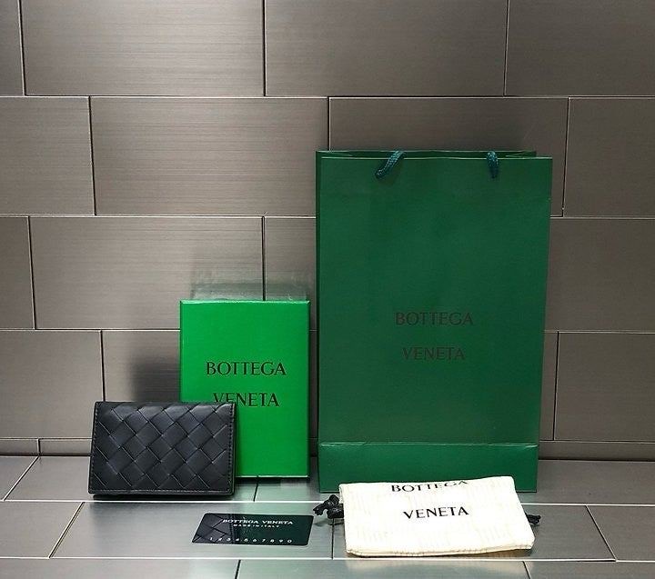 보테가베네타 인트레치아토 플랩 카드케이스