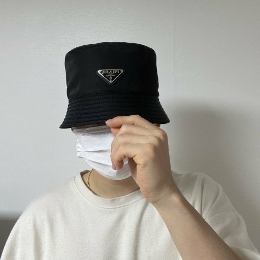 *정품급* 프라다 리나일론 버킷햇
