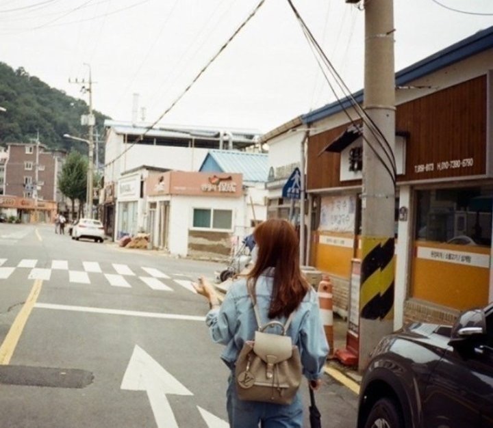 루이비X 몽수리 백팩 앙프 pm (전소미 가방)