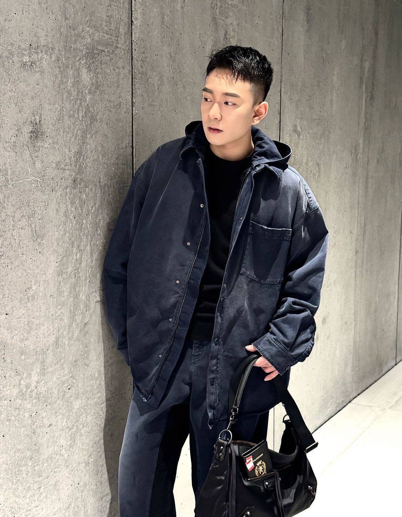 발렌시아가 톤온톤 자수 로고 데님 후드 자켓
