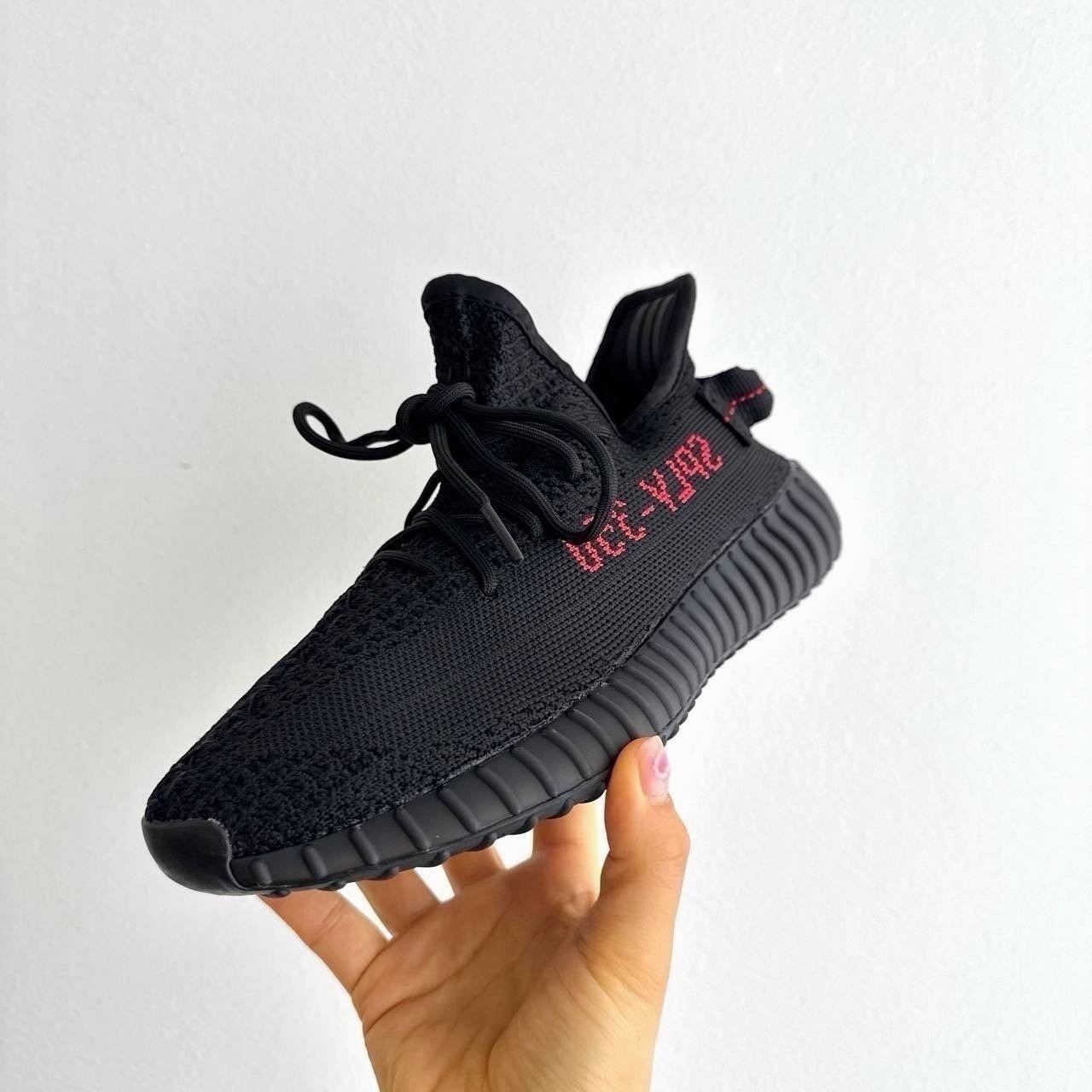 아디다스 이지부스트 350V2 브레드