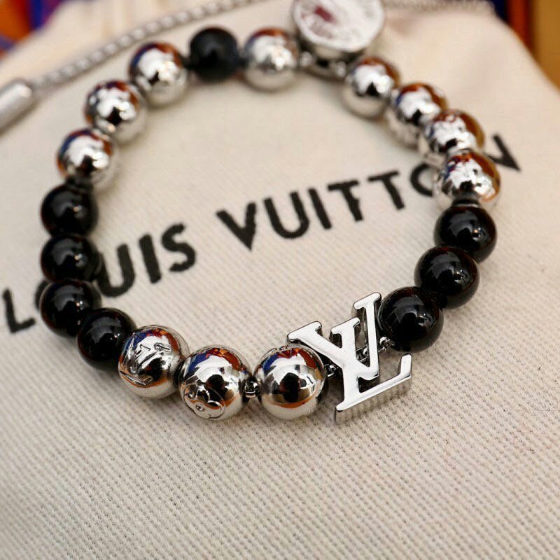 Shop Louis Vuitton 2023 SS Monogram beads bracelet (M00512) by