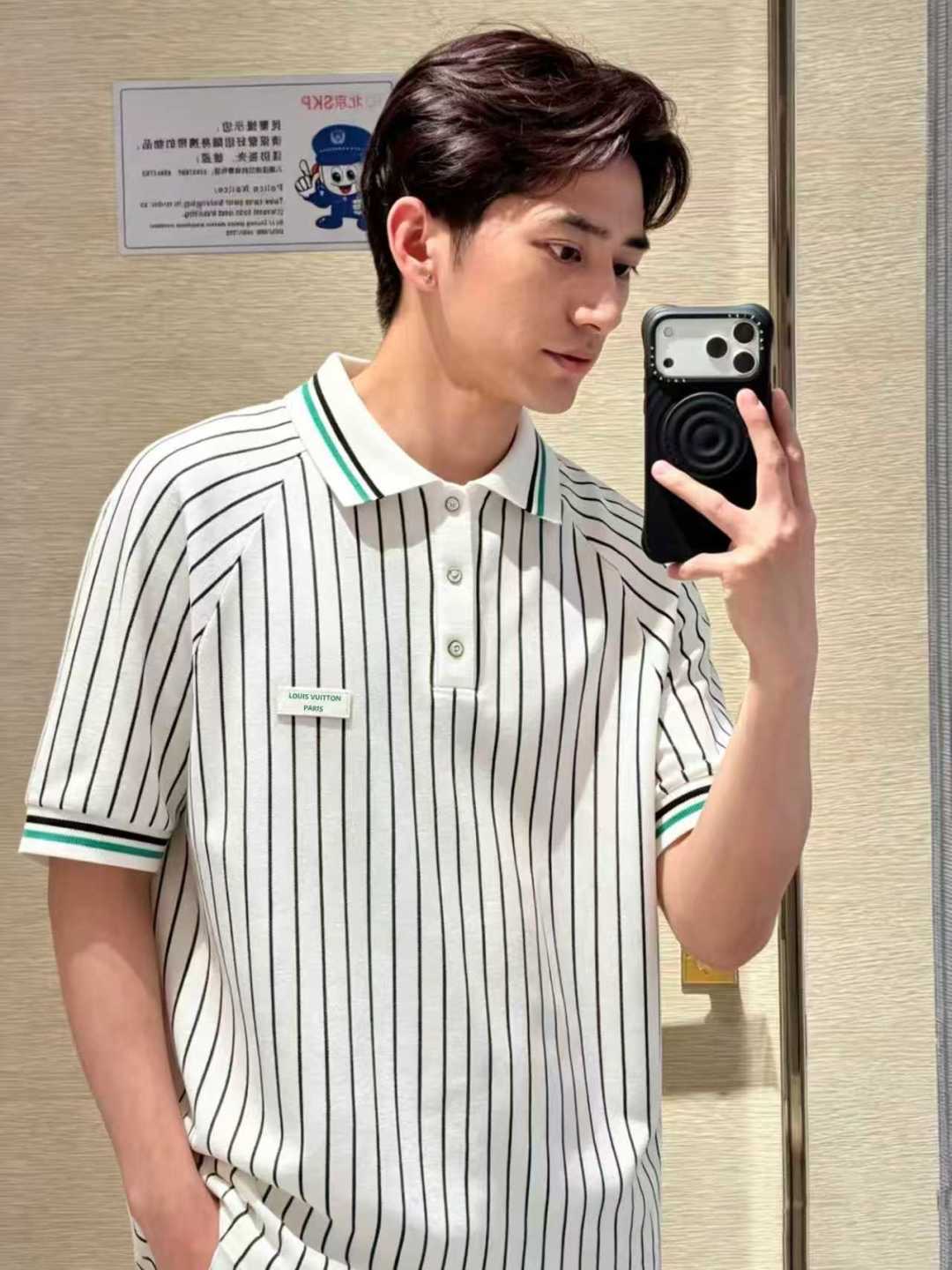 루이비X M 607102 테니스 폴로 니트 반팔