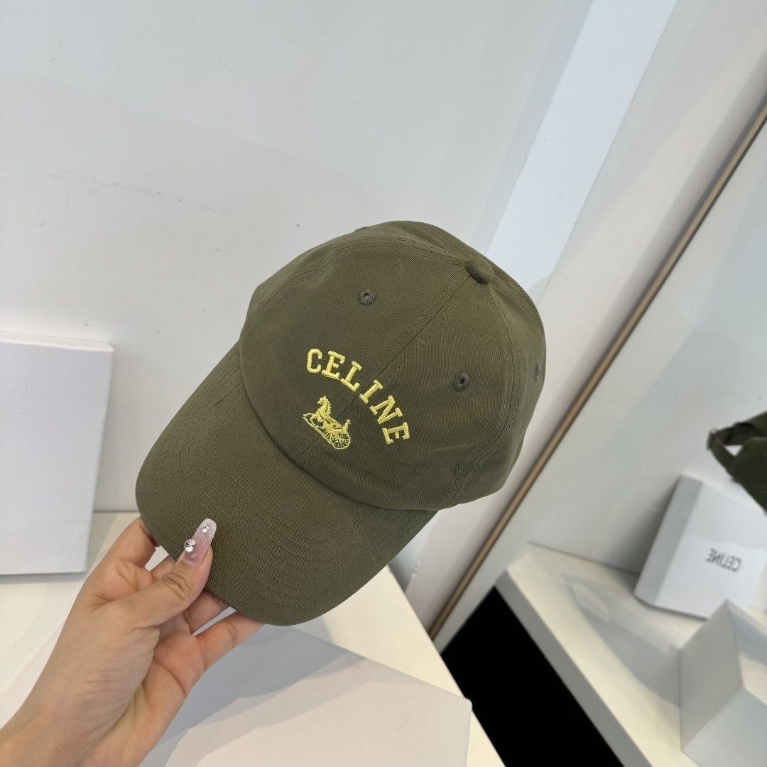 셀린느 오리지널 홀스 캡모자