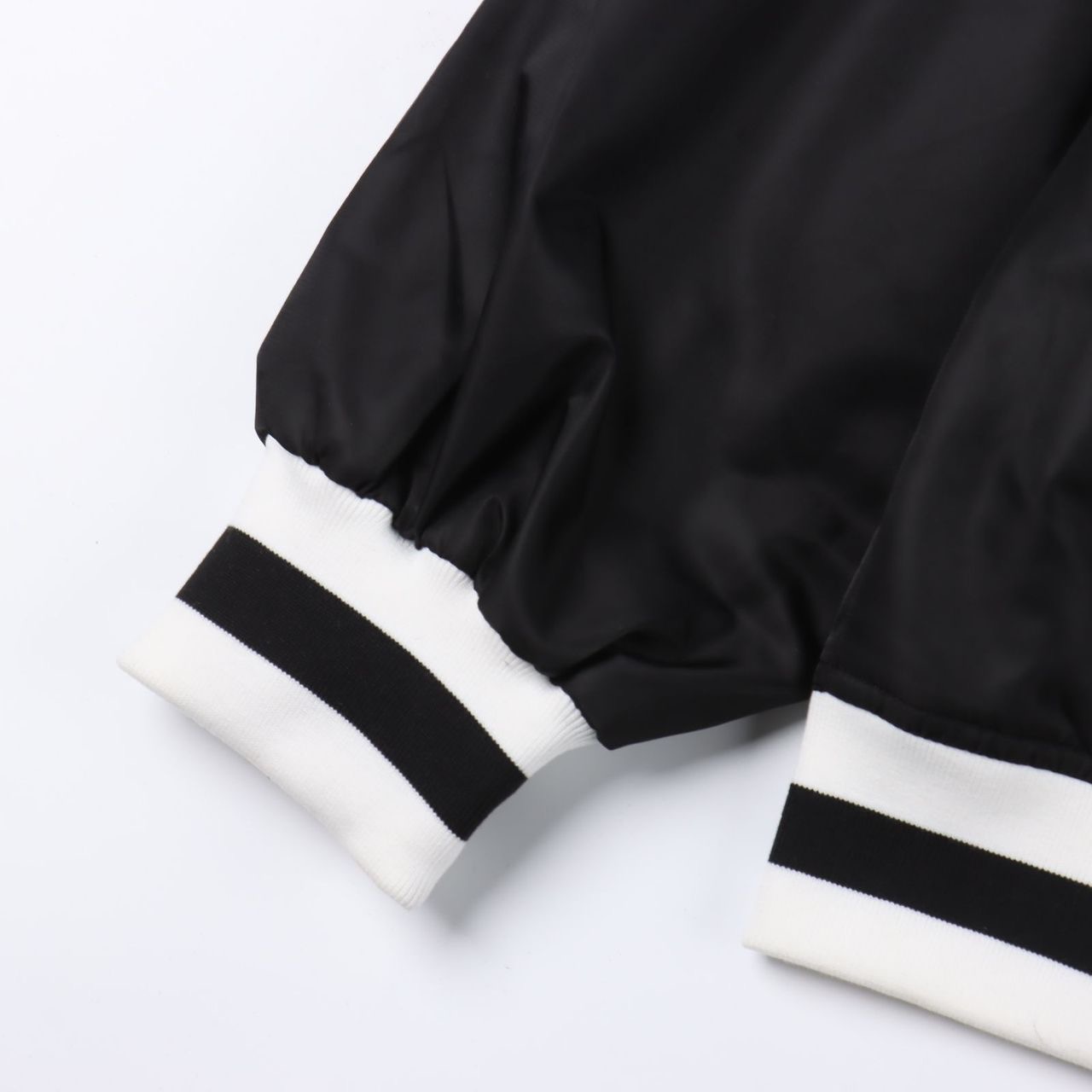 발렌시아가 x NBA M 650805 로고 사틴 봄버 자켓