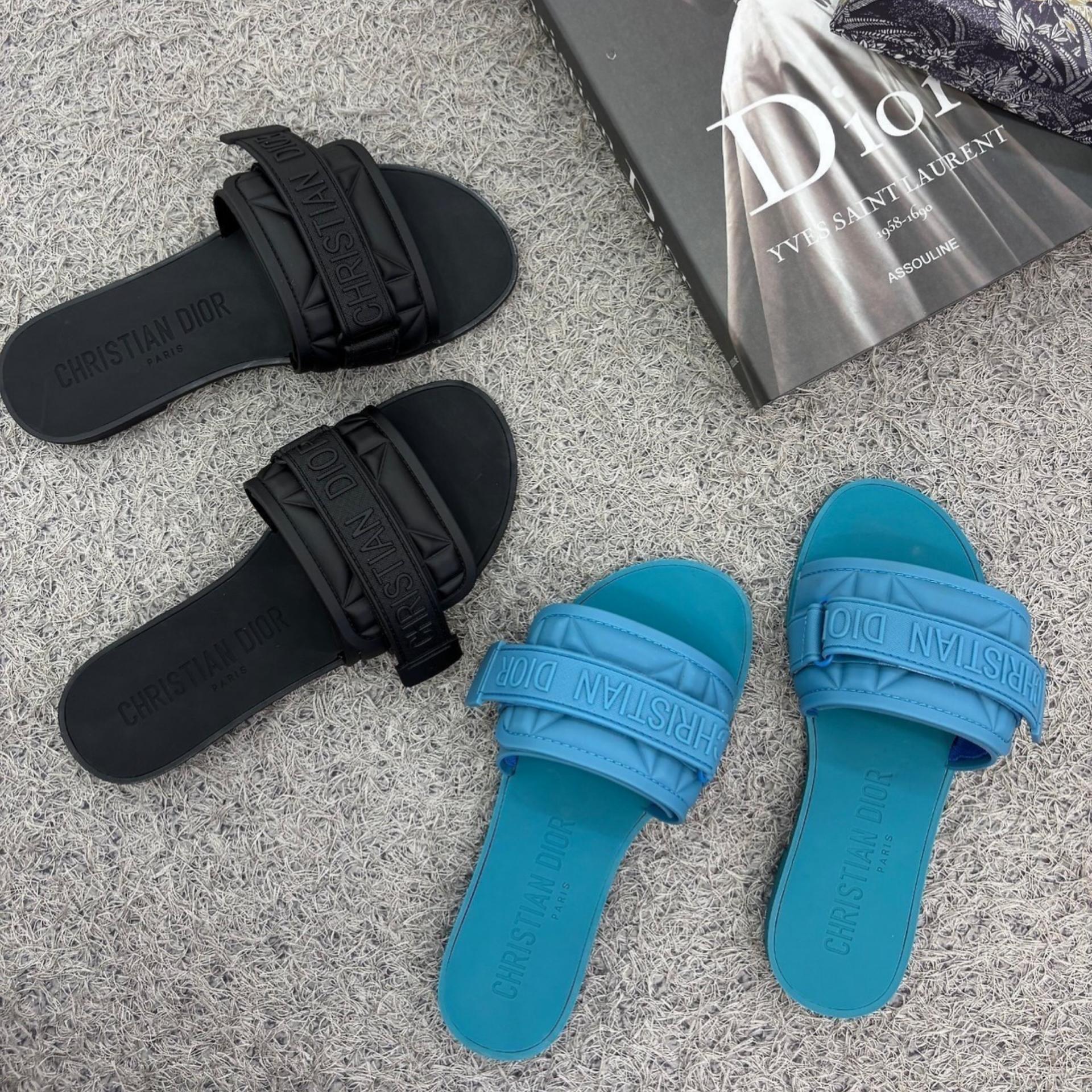 디O 레볼루션 뮬 슬리퍼
