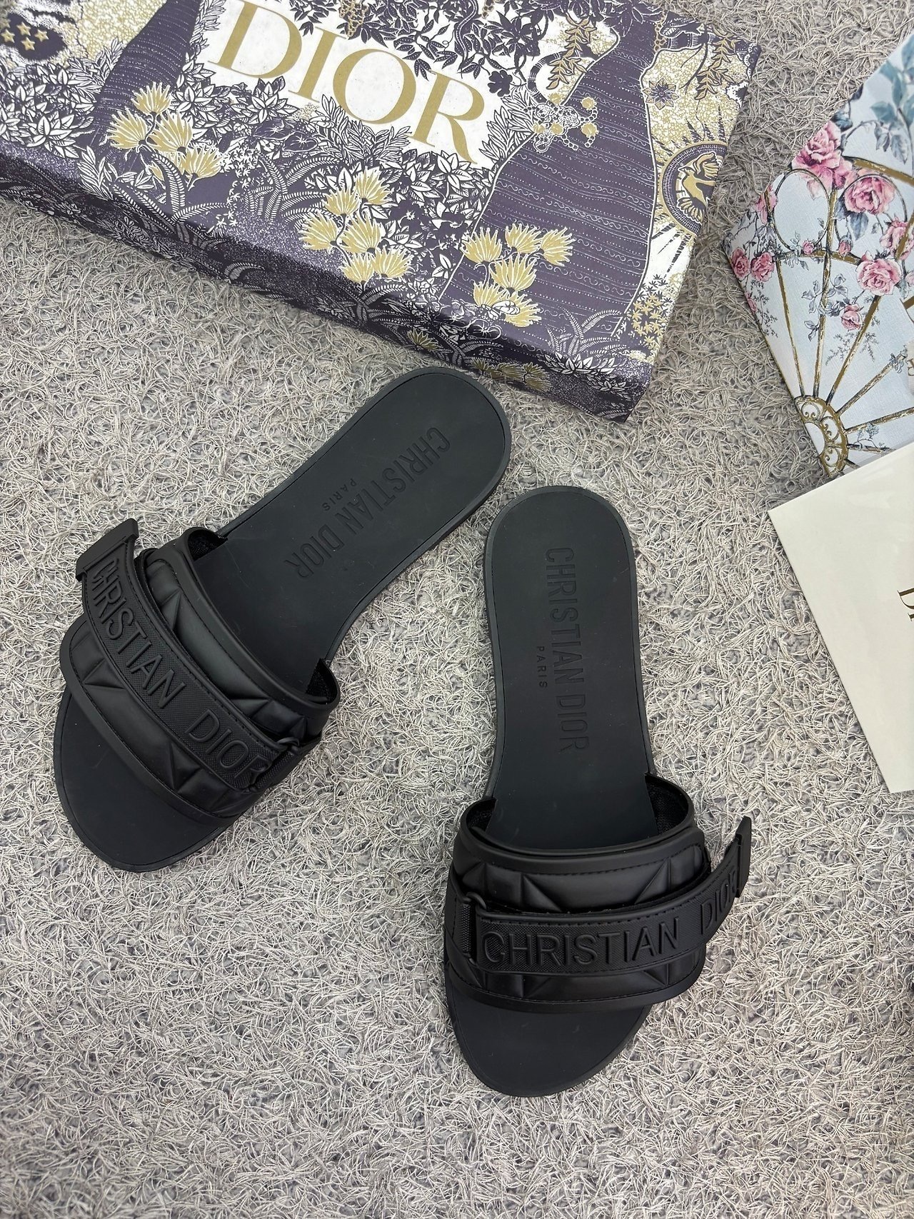 디O 레볼루션 뮬 슬리퍼
