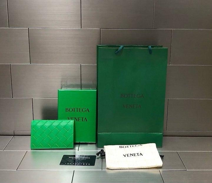 보테가베네타 인트레치아토 플랩 카드케이스
