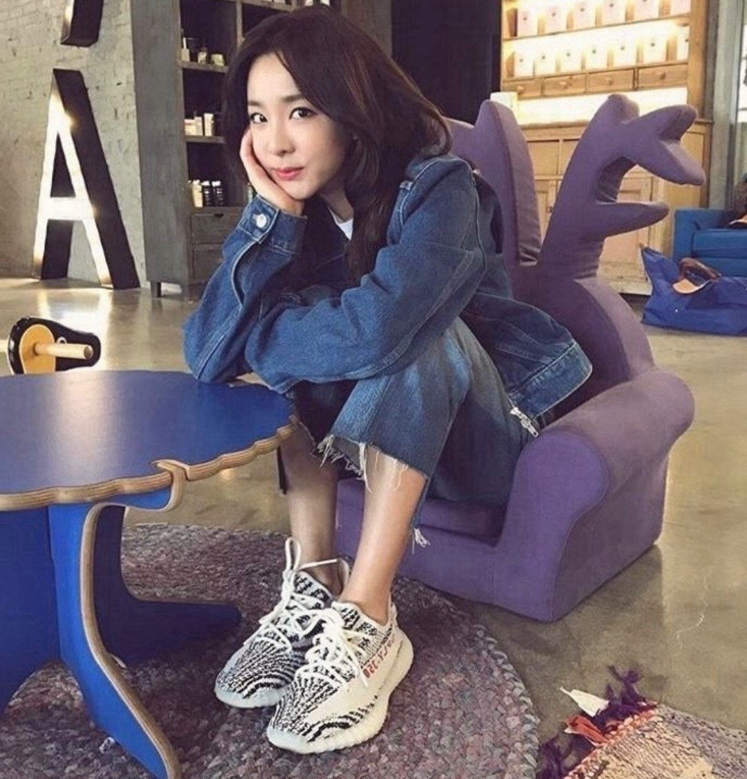 아디다스 이지부스트 350V2 지브라