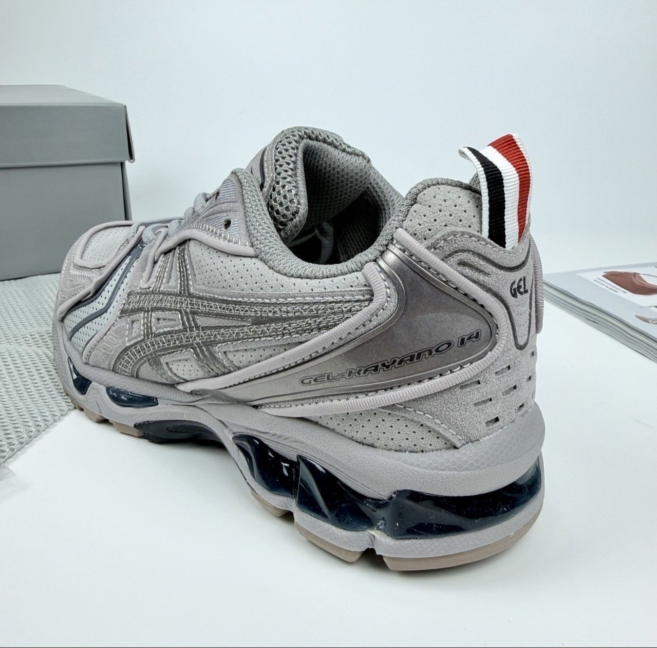 아식스X톰브라운 젤카야노 14 그레이