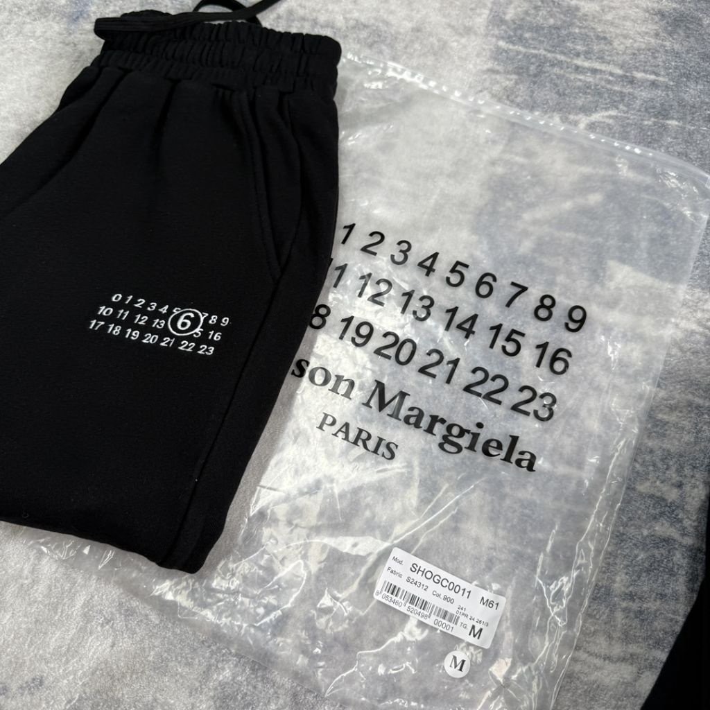 마르지엘라 MM6 면 반바지