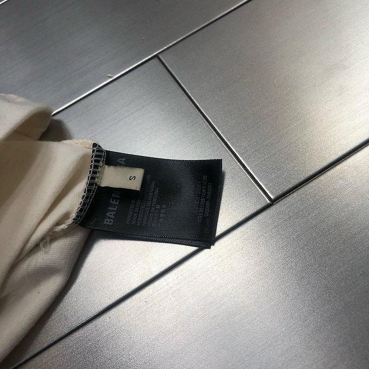 *정품급* 발렌시아가 레터링자수 반팔티셔츠