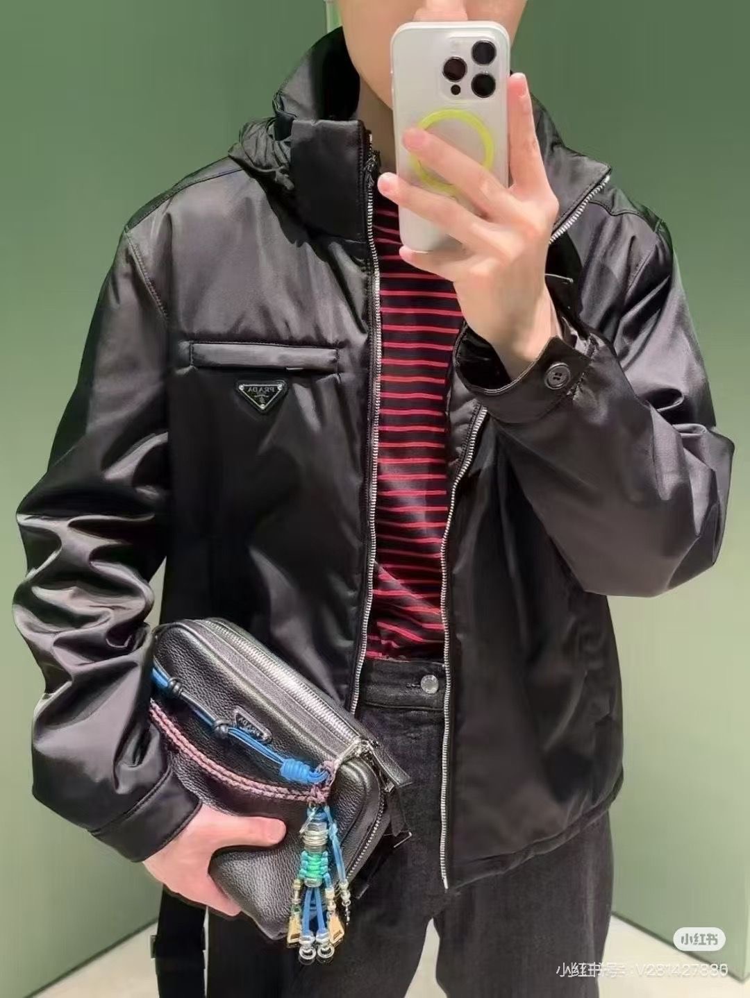 프라다 리나일론 후드 블루종 자켓