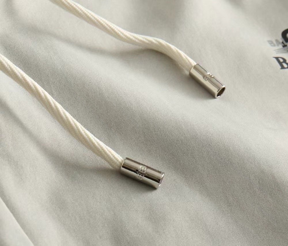 발렌시아가 레터링로고 하프팬츠