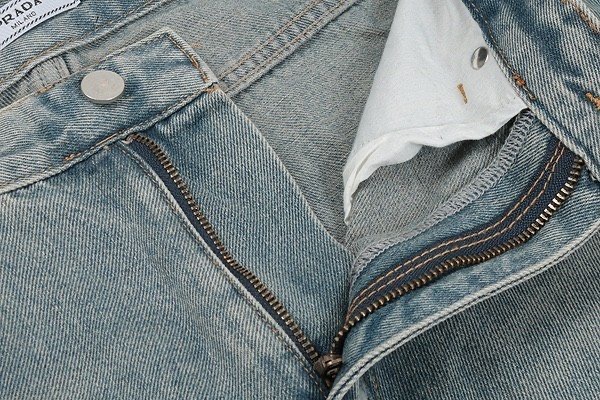 프라다 연청 8부 사이드핀턱 버뮤다 팬츠