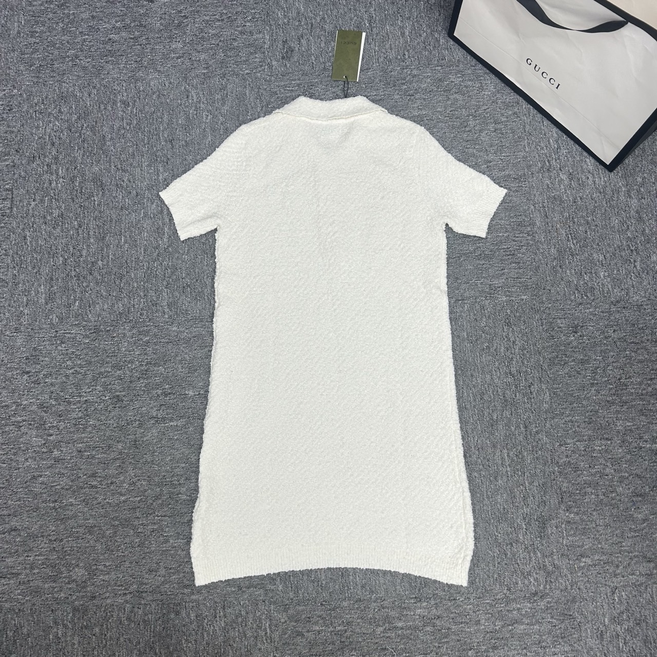0d357e2d80480.jpg