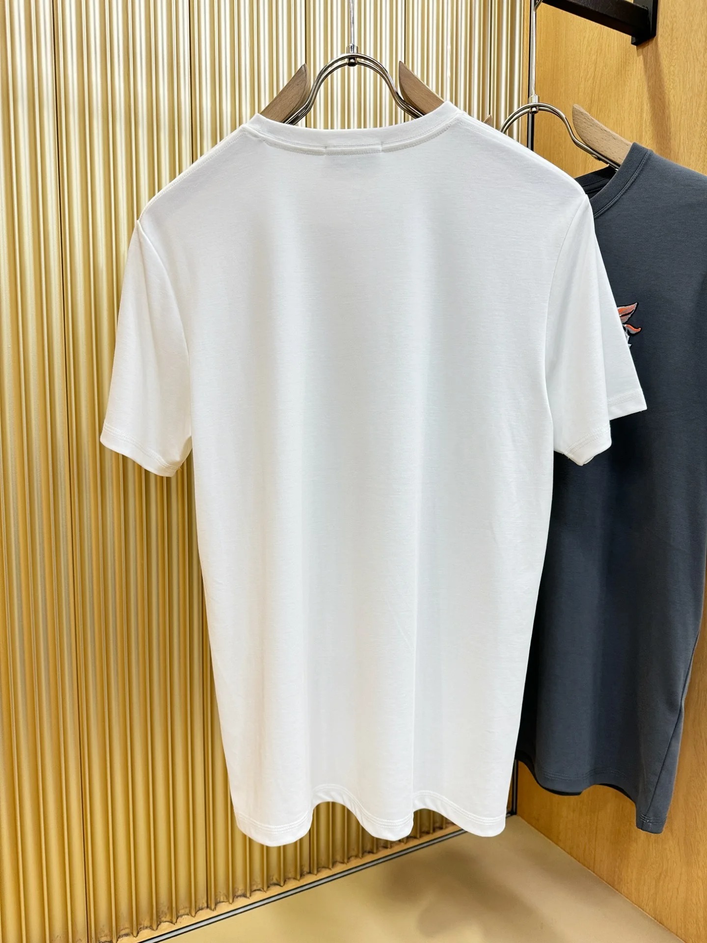 에르메스 2026 신상 반팔 티셔츠 - 상세 이미지 9개