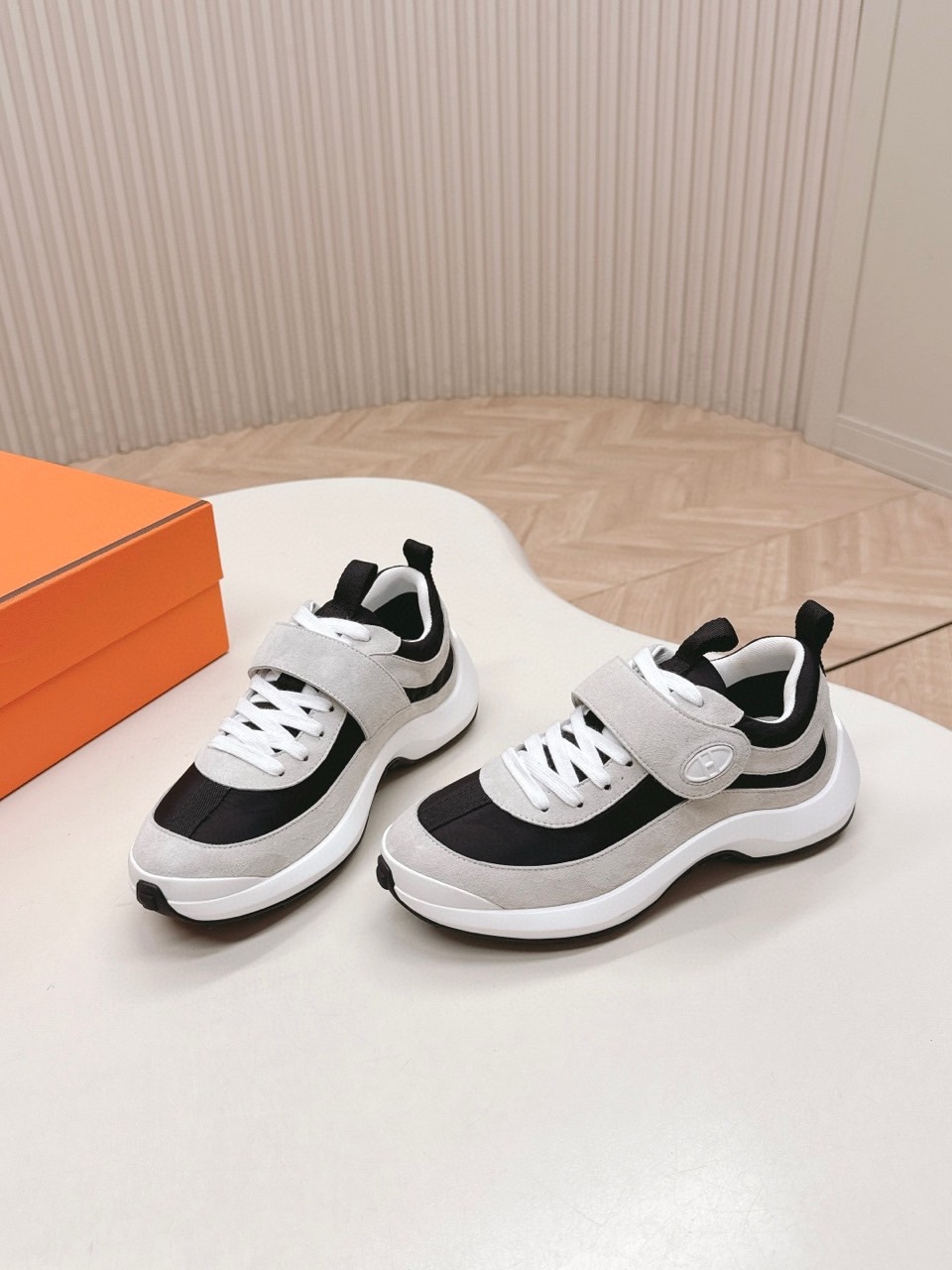 1f37087115200.jpg