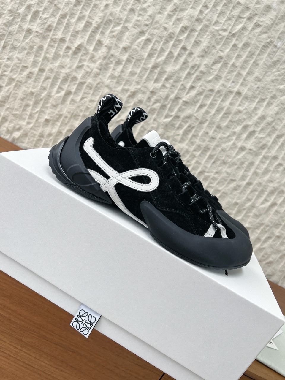 237f61ba1dada.jpg