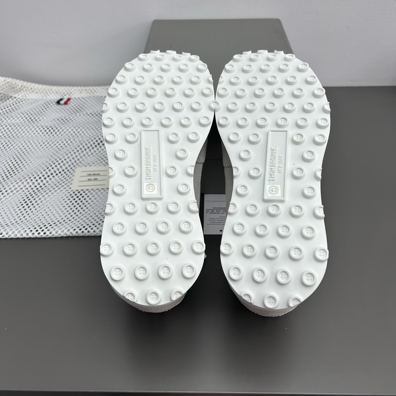 284734901c064.jpg