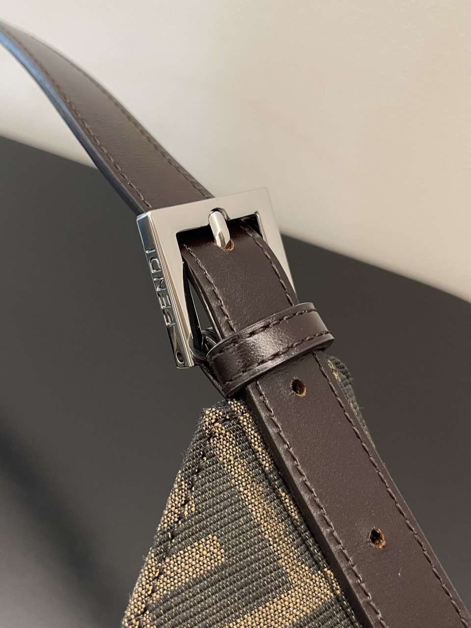 5f185c56d200b.jpg